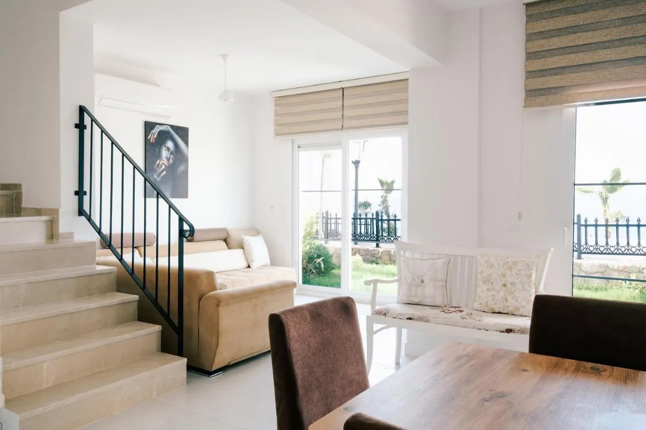 Sea View Villa W Garden Balcony By Beach In Milas