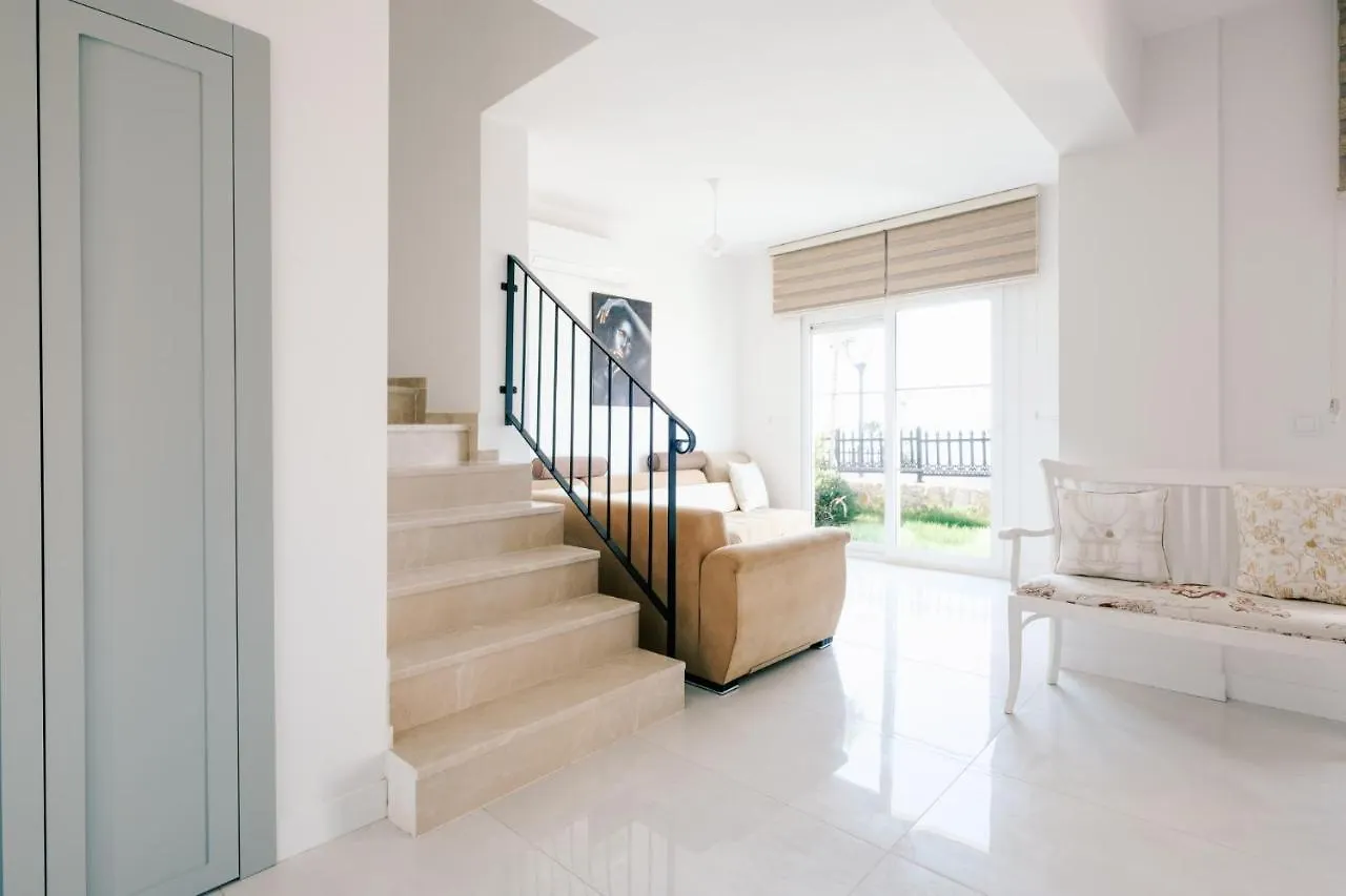 아파트 Sea View Villa W Garden Balcony By Beach In Milas 터키
