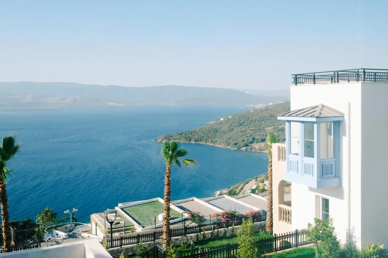 Sea View Villa W Garden Balcony By Beach In Milas