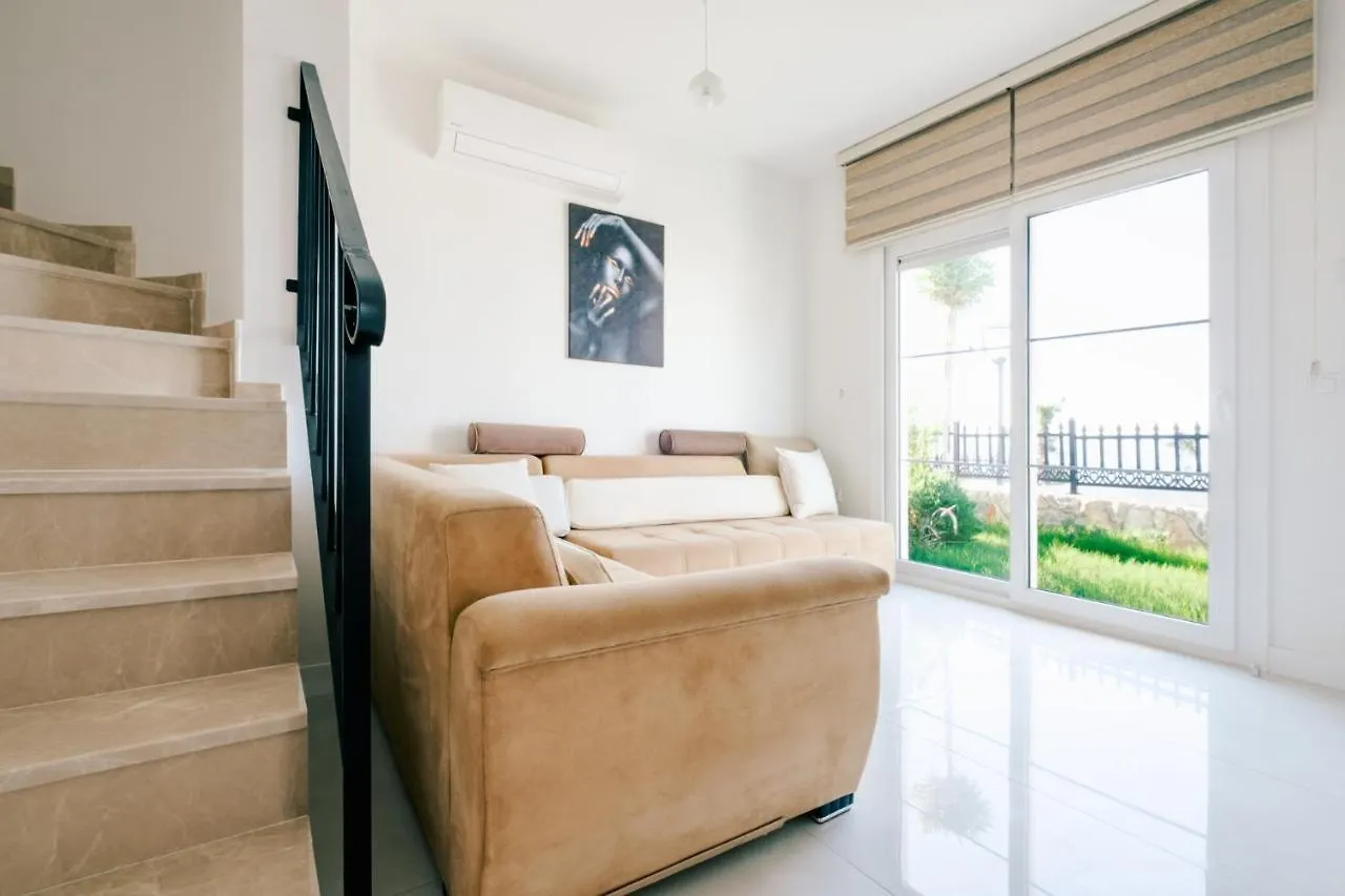 Sea View Villa W Garden Balcony By Beach In Milas